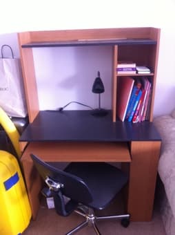 Moving Sale-Palo Alto, Table and Desk Self pick up only 1