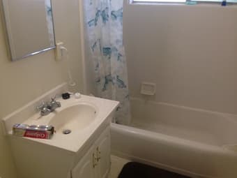 1 rm in 2br apt. close to Mtn view caltrain 12/23 - 01/02 - 1175/month 3
