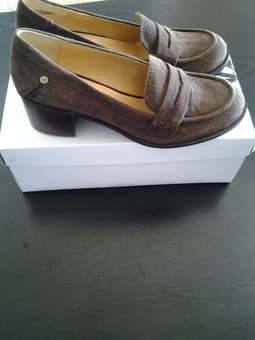 New Nine West Dark Brown shoes size 8 with Box 9$ 2