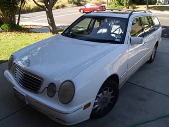 2000 Mercedes-Benz E320 Station Wagon 241K Miles Designo Edition $3800 2