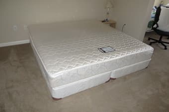 Comfortable King-size mattress - SELLING TO THE HIGHEST BIDDER 1