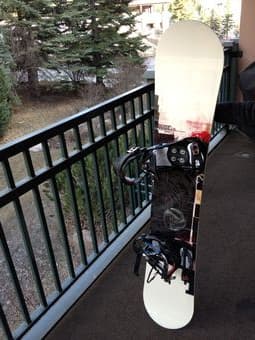 $300: RIDE Snowboard + Sonic Bindings + Burton Boots + Bag 2
