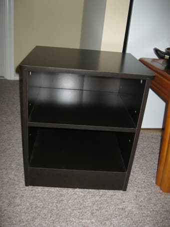 Small bookcase ,easy to ship, $7.5 2