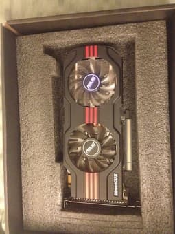 ASUS NVIDIA GeForce GTX 560 OC (ENGTX560 OC DCII) 1 GB $80 OBO 1