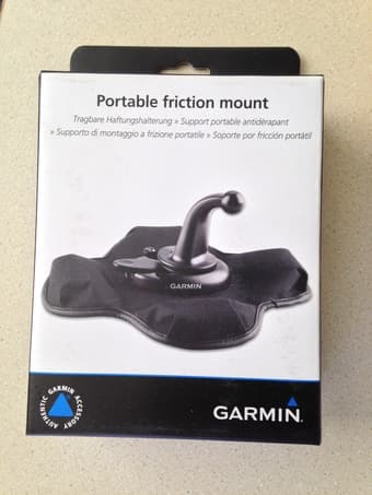 brand new GARMIN portable friction mount 1