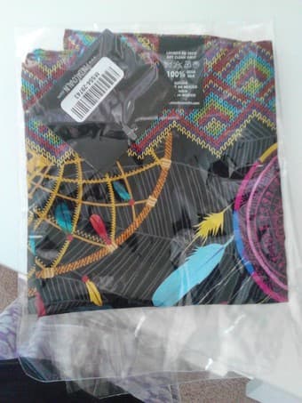Pretty scarf BRAND NEW $50 originaly $128 1