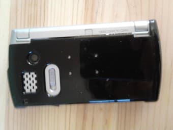 Cellphone with access to e-mail and FB $5 2