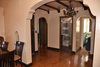 Beautiful Spacious House Located in Menlo Park 1