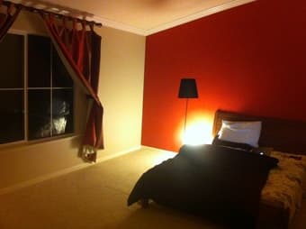 Large bedroom with private bath 22 March to 04 April 600$ 1
