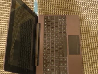 Asus Transformer Pad Infinity TF700 - w/ case, microSD 64GB, dock 3