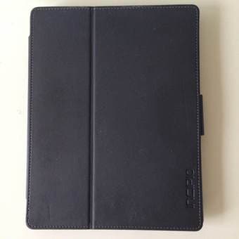 iPad 3rd gen 32GB wifi black + smart case & accessories for $370 OBO 3
