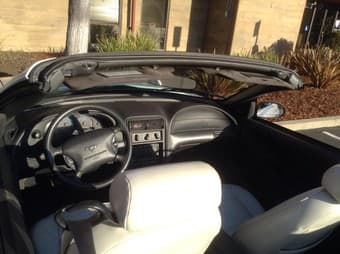 Convertible Ford Mustang-Only $ 4888 3