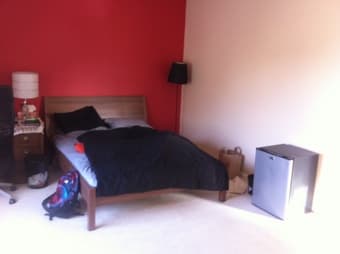 master bedroom- 5 Miles from campus- march 22 to April 5 2