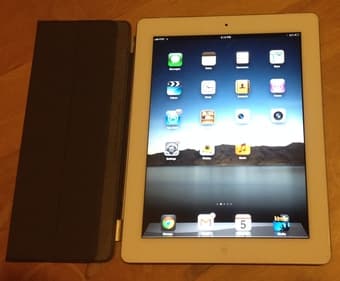 iPad2 3G w/ keyboard - $325 obo 3