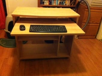 Small computer table $25 1