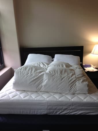 Comforter + red sheet set + stuff  PICK UP TODAY! 2