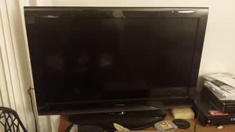 32" Toshiba Flat Screen LCD 1080P TV - $150 1