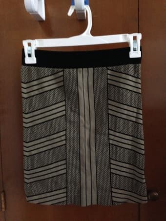 Selling spring/summer clothes! $2 - $7 for like-new clothes! 2