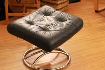 moving sale -- prices reduced! Bed, desk, table, chair, futon 2