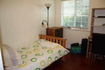 $830 furnished room available in Palo Alto 3