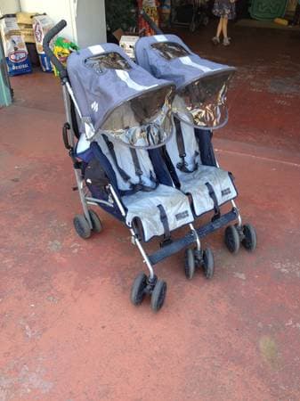 Maclaren twin stroller 1