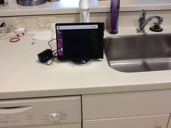 $10 PHILIPS DIGITAL PHOTOFRAME 1