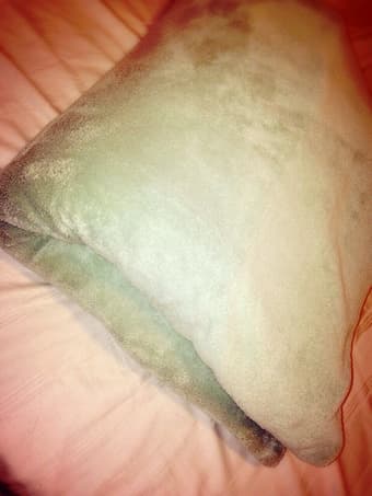 Calvin Klein Queen Sz Blanket 2