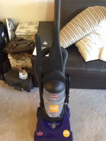 Bissel vaccum cleaner 1