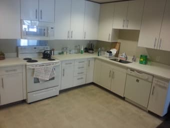 HUGE room in Munger 4BR "monster suite," females only 2