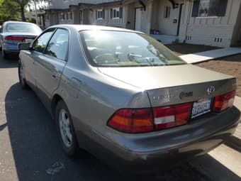 lexus ES300---good condition- $4500 3