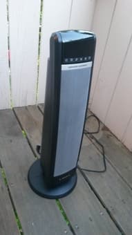 LASKO ceramic tower heater 1500 W: 40$ 1
