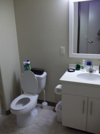 Munger Summer Sublet $1322/mo (males only) 3