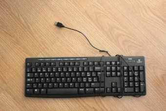 Selling Logitech Keyboard K200 USB Swiss Layout $15 1