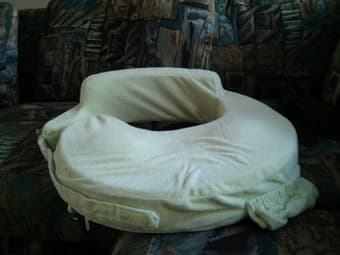 My Brest Friend Deluxe Pillow, Light Green $10 1