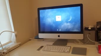 iMac 21.5 inches - 1 Year Applecare Warranty - $850 2