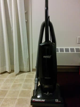 Eureka Powerline vacuum $45 1
