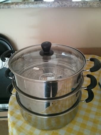 very new 3 layers stainless steel steamer $20 2