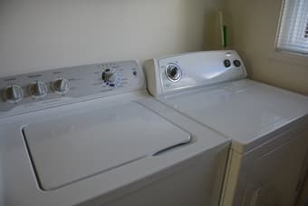 WASHER & DRYER 1