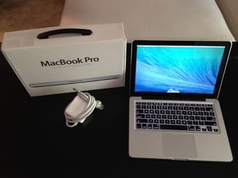 MacBook Pro 13-inch 2.4 GHz Intel Core i5  - (750 $ OBO ) 2