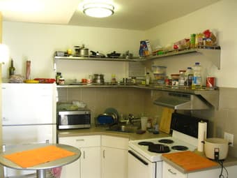 Efficiency room with beautiful view available for summer sublet 1