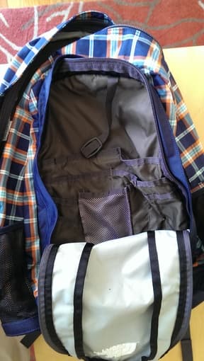 Northface backpack 18$ 2