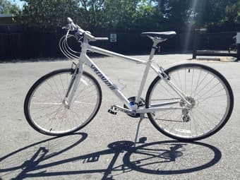 Bicycle, Like New! (Hybrid Specialized) 1
