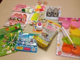 Accessories for making cute bento boxes, $5 1