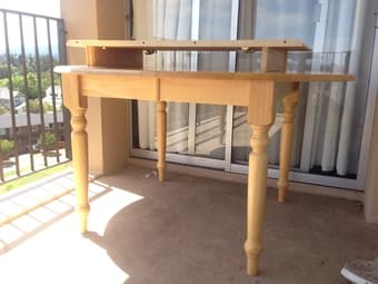 Extendable Dining table, Solid Maple, Excellent Condition $85 3