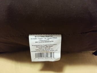 2x full queen bedding sets + an additional set of sheets - $15 only! 2