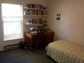Room in Rains 2BR (July - August) / $950/m 1