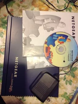 4 port full duplex Netgear RT314 internet access router $20 OBO 1