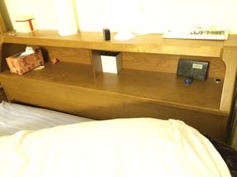 Beautiful platform bed with headboard $90 OBO 2