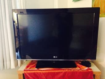 32-inch LG TV, Brother Laser Printer,	HP Deskjet Scanner/Printer 1