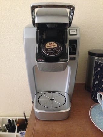 KEURIG coffee machine $50 2
